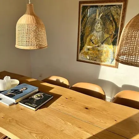 Wunderschoenes Sommerhaus In *